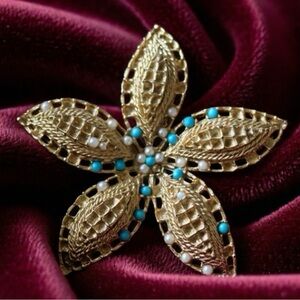 Vintage Sarah Coventry Faux Pearl Turquoise Beads Flower Starfish Brooch Blue